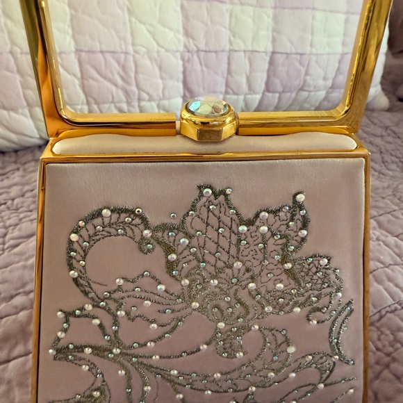 Elegant Gold and blush pink Women's Handbag - Picture 5 of 7